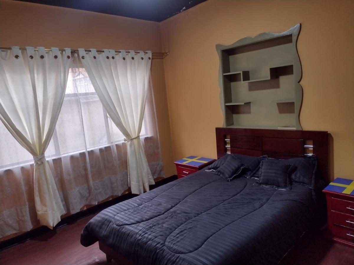 Hospedaje Casa Rojas Casa de hóspedes